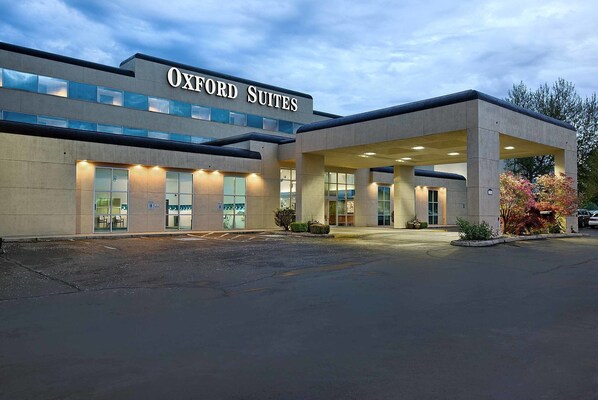 Front of property - Oxford Suites Yakima (Yakima)