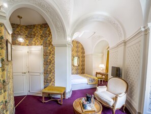 Superior Double Room (In Pavillon Ariane) | 1 bedroom, premium bedding, Select Comfort beds, minibar