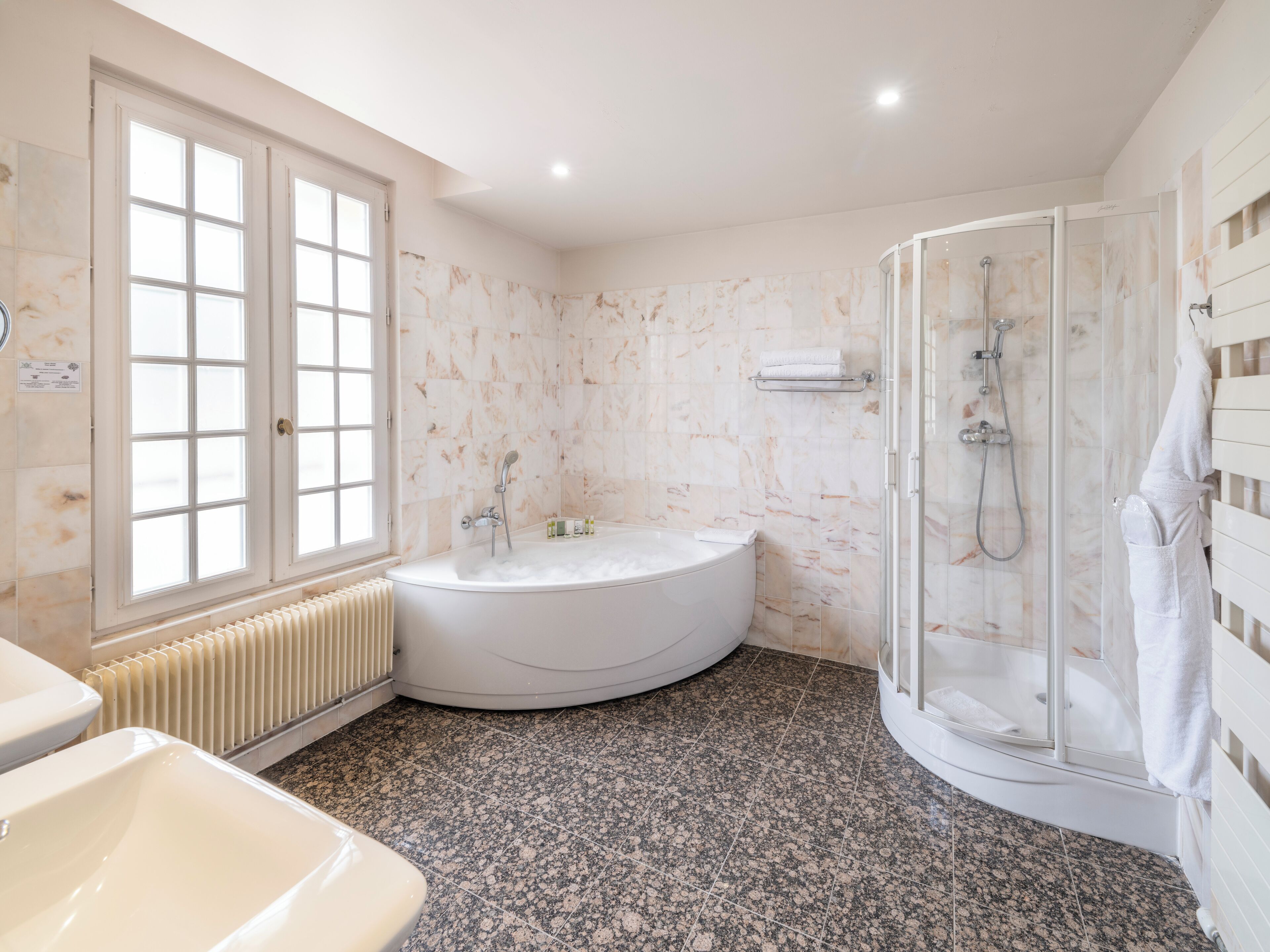 junior suite, 1 double bed (junior suite in pavilion) | bathroom | free toiletries, hair dryer, bathrobes, slippers