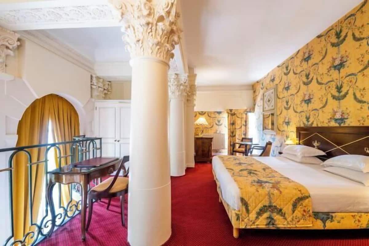 Premium bedding, Select Comfort beds, minibar, in-room safe