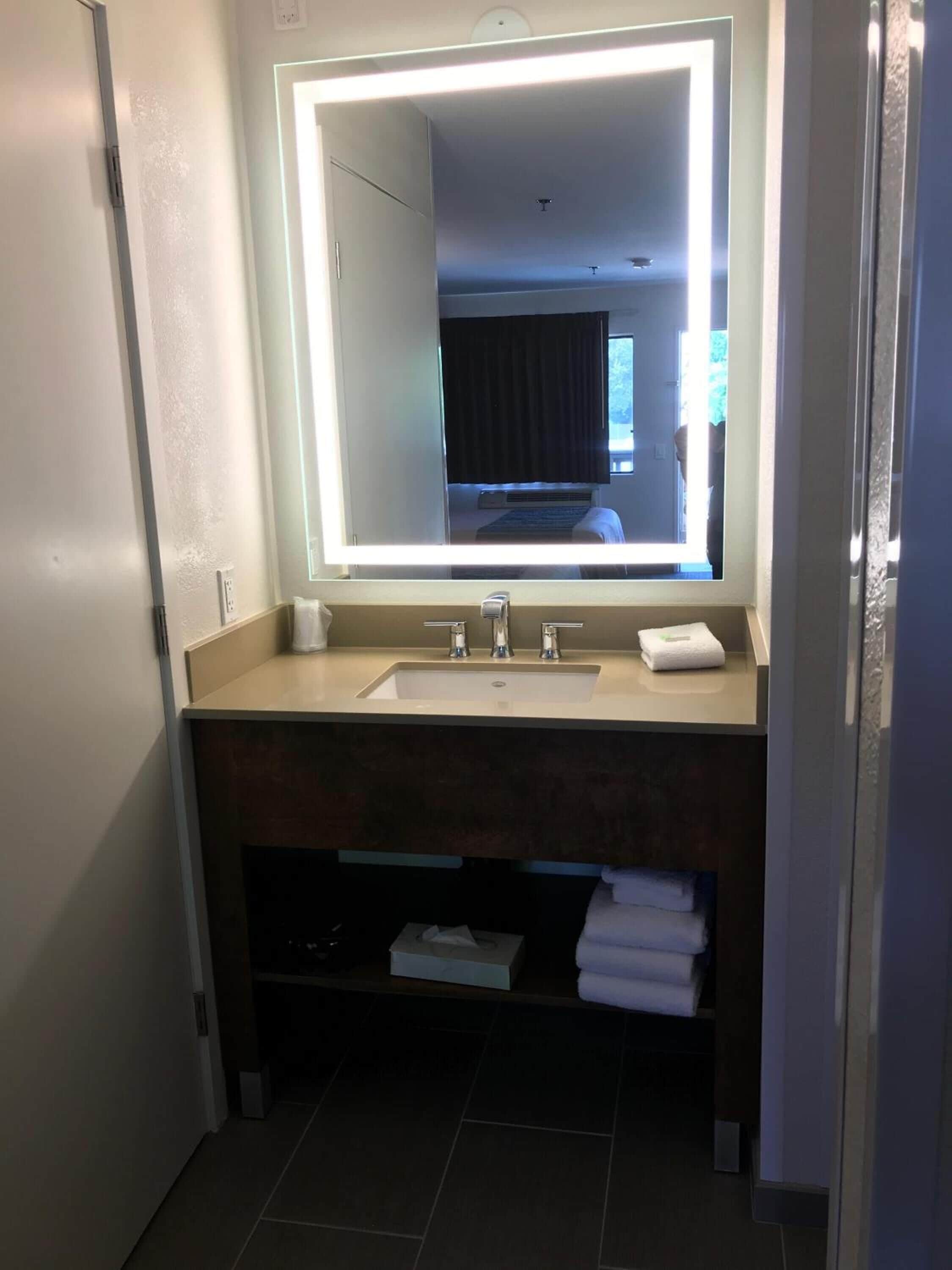 Photo - Good Nite Inn Camarillo