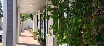 Good Nite Inn Redlands