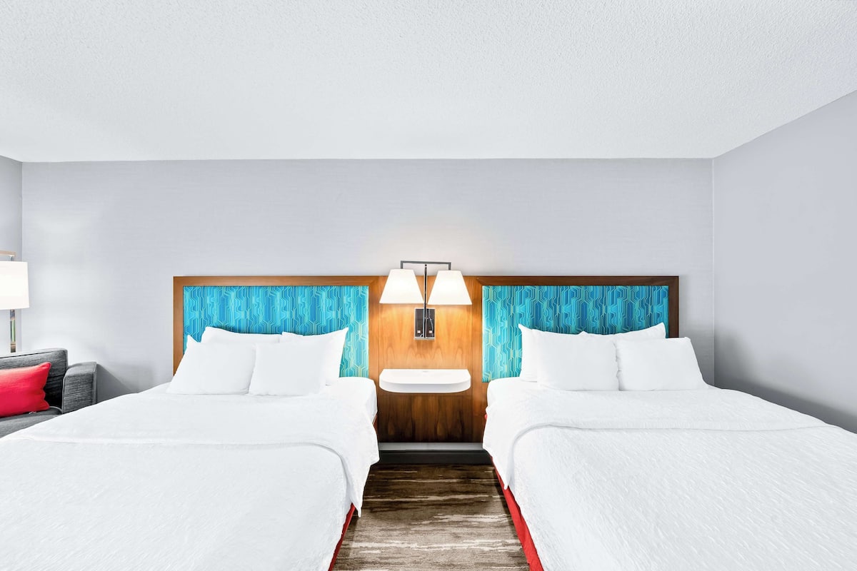Room, 2 Queen Beds, Non Smoking
