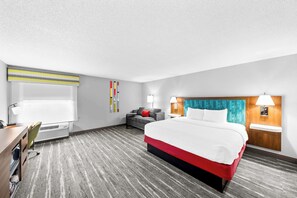 Sengetøy av topp kvalitet, safe på rommet og skrivebord