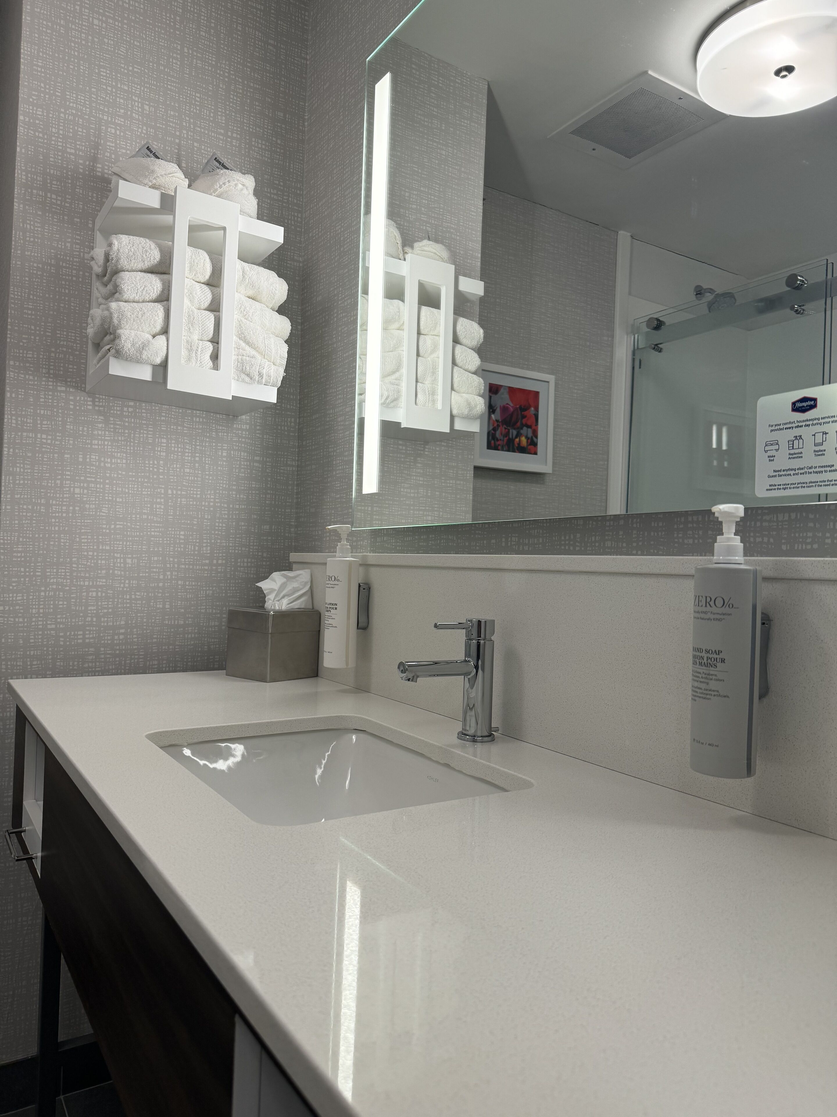 combined shower/bathtub, free toiletries, hair dryer, towels