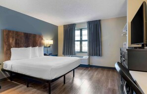 Studio, 1 Queen Bed, Accessible, Non Smoking | Desk, laptop workspace, iron/ironing board, free WiFi - Extended Stay America Suites San Ramon Bishop Ranch East (San Ramon)