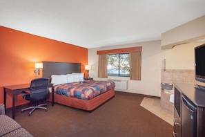 Studio Suite, 1 King Bed, Non Smoking | Desk, laptop workspace, blackout drapes, iron/ironing board