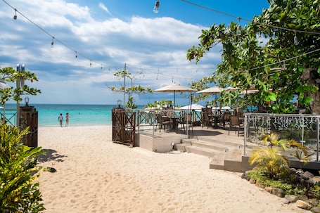 Exterior. Rondel Village