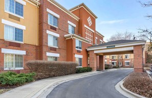 Exterior - Extended Stay America Select Suites Chicago Vernon Hills Lin (Vernon Hills)