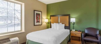 Studio 6 Extended Stay Chicago Vernon Hills Lincolnshire IL