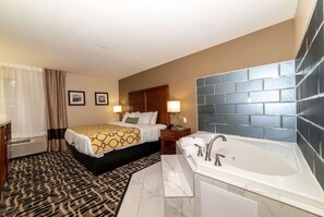 Studio Suite, 1 King Bed, Non Smoking | 1 bedroom, Egyptian cotton sheets, premium bedding, down comforters