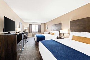 Family Suite, 2 Queen Beds, Non Smoking, Refrigerator & Microwave (with Single Sofabed)