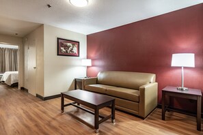 1 bedroom, desk, laptop workspace, blackout drapes