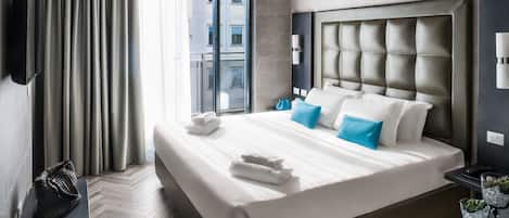 Couette en duvet, minibar, coffre-fort, bureau