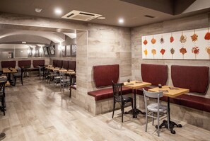 Daily buffet breakfast for a fee - Spice Hotel Milano (Milan)