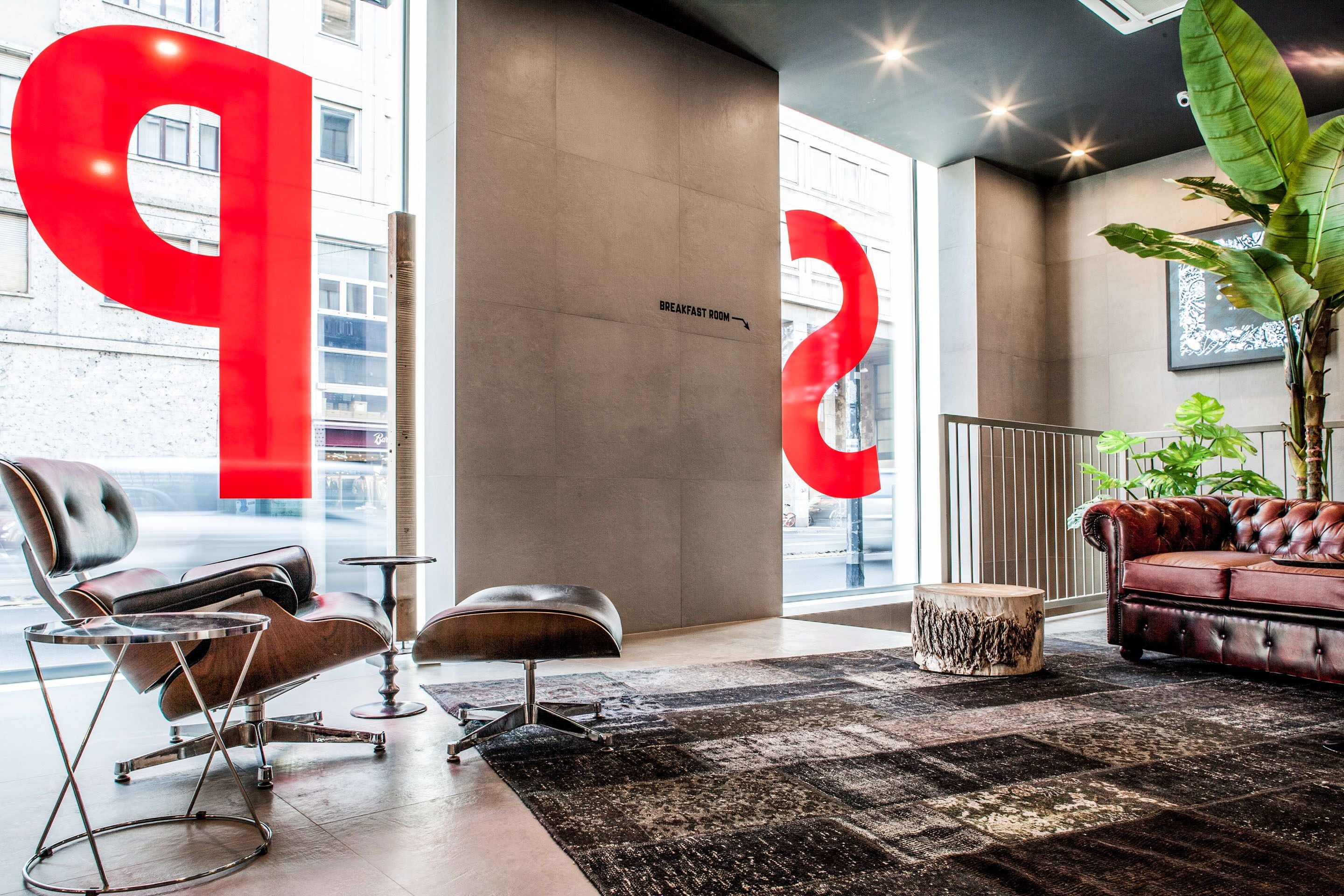 ロビー応接スペース