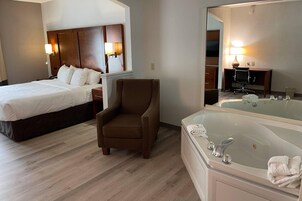 Suite, 1 King Bed, Non Smoking, Jetted Tub | Premium bedding, pillowtop beds, desk, laptop workspace