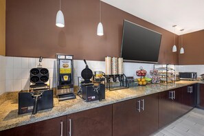 Breakfast area - Best Western Plus Whitewater Inn (Harrison)