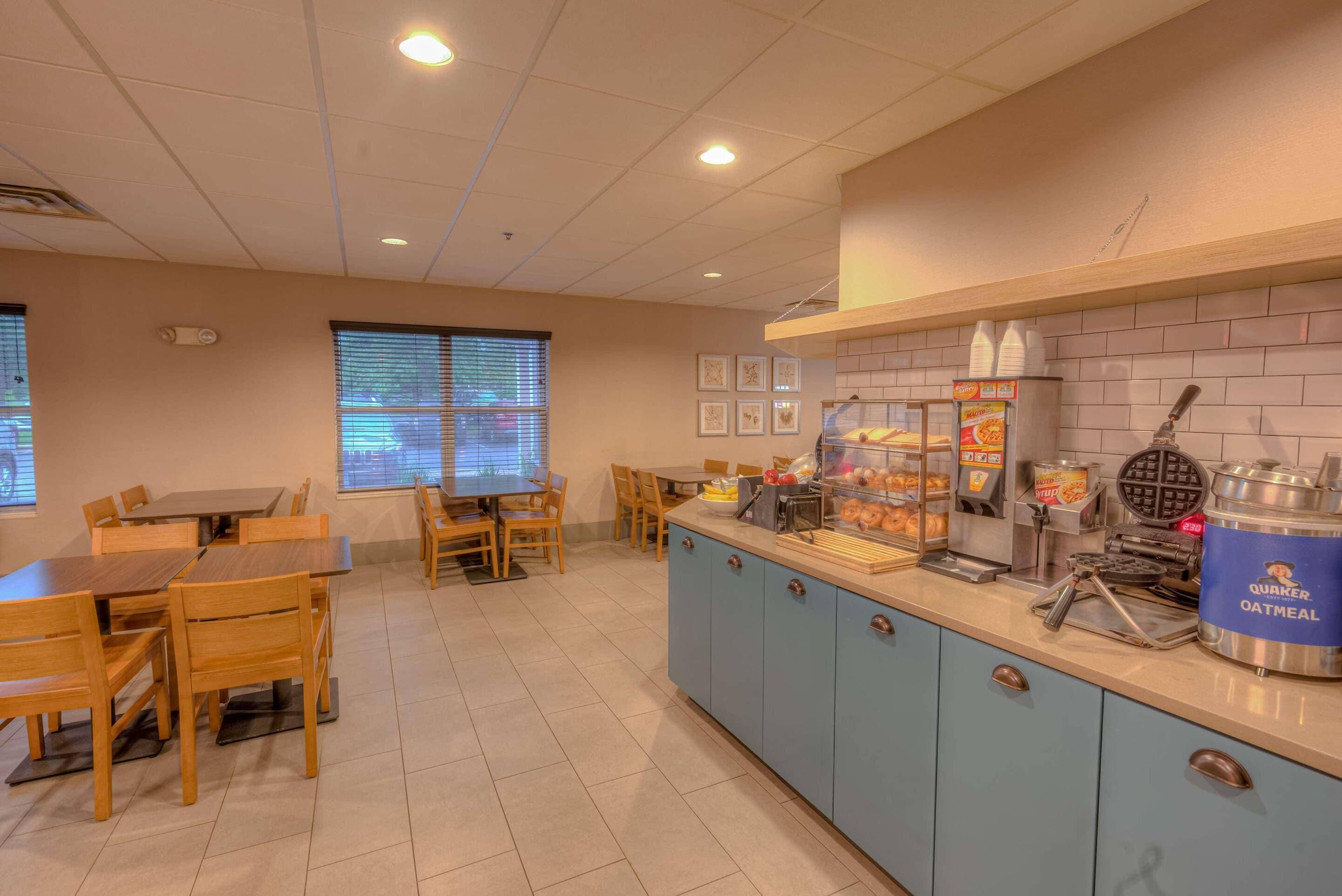 free daily on-the-go breakfast