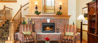 Country Inn & Suites by Radisson, Sycamore, IL