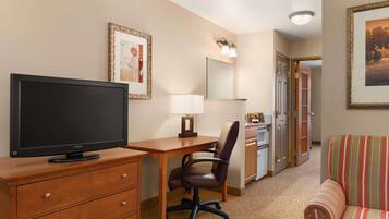 Desk, blackout curtains, iron/ironing board, free WiFi