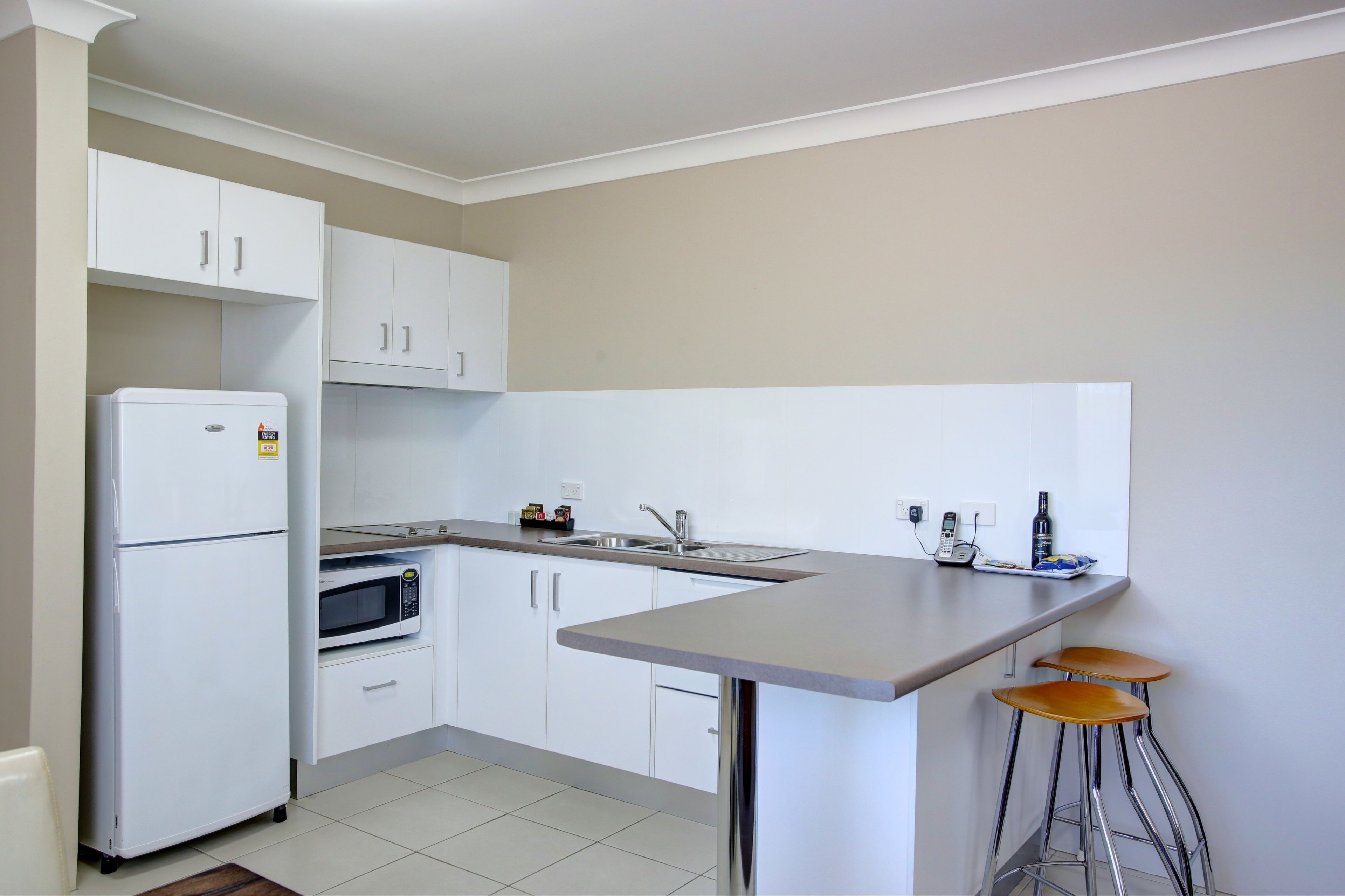 two bedroom apartment - two queen beds | private kitchen | fridge, electric kettle
