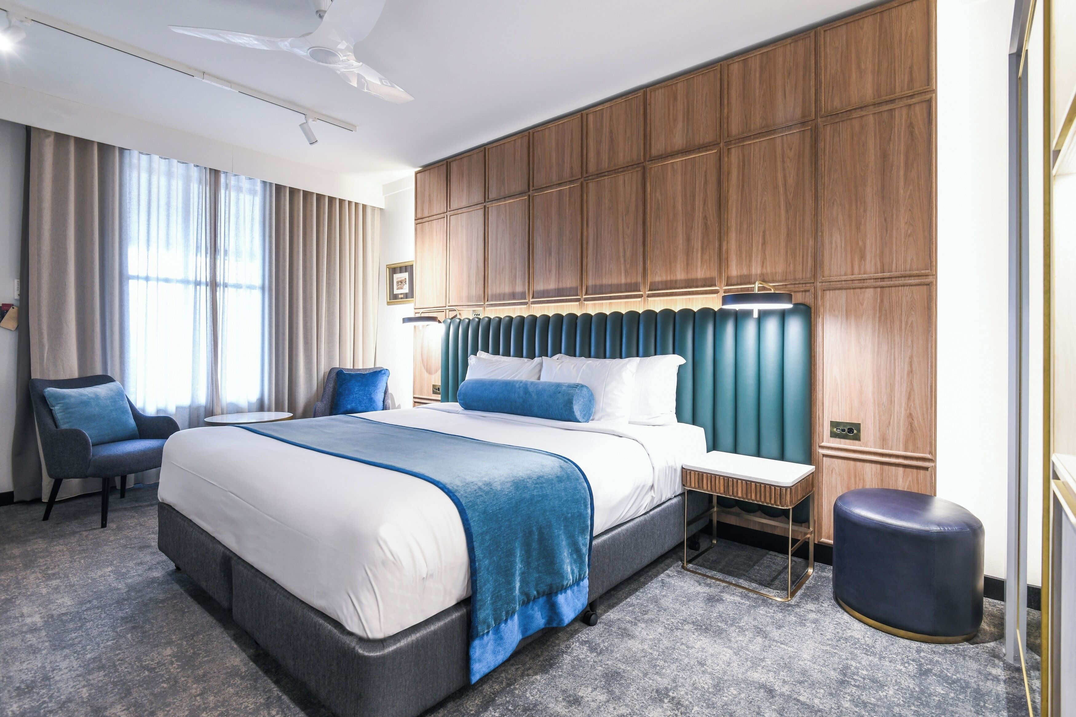 Minibar, in-room safe, desk, laptop workspace