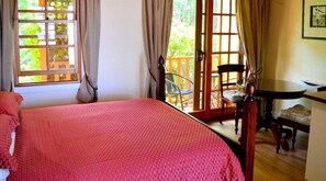 Pillowtop-Betten, Bügeleisen/Bügelbrett, kostenloses WLAN, Bettwäsche