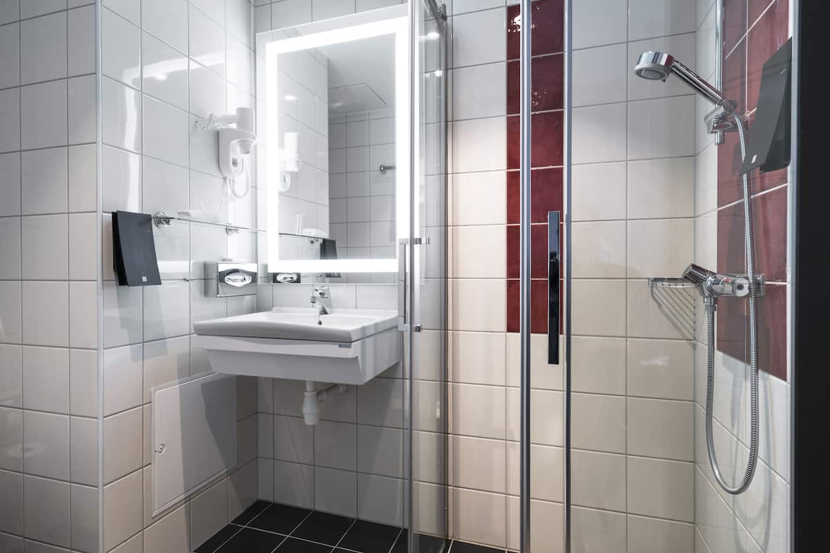 free toiletries, hair dryer, towels