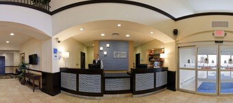 Holiday Inn Express & Suites Pekin (Peoria Area) by IHG