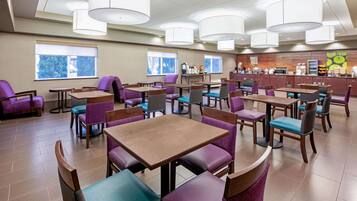 Desayuno buffet incluido todos los días