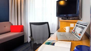 Room, 1 Double Bed, Accessible (with Free Hot Breakfast)