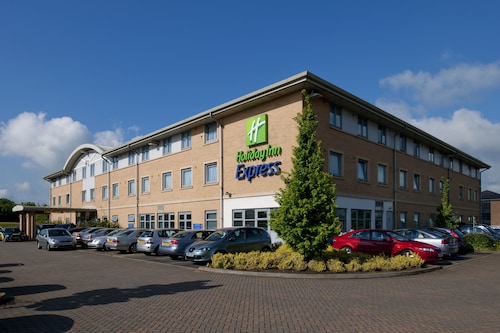 Holiday Inn Express East Midlands Airport by IHG