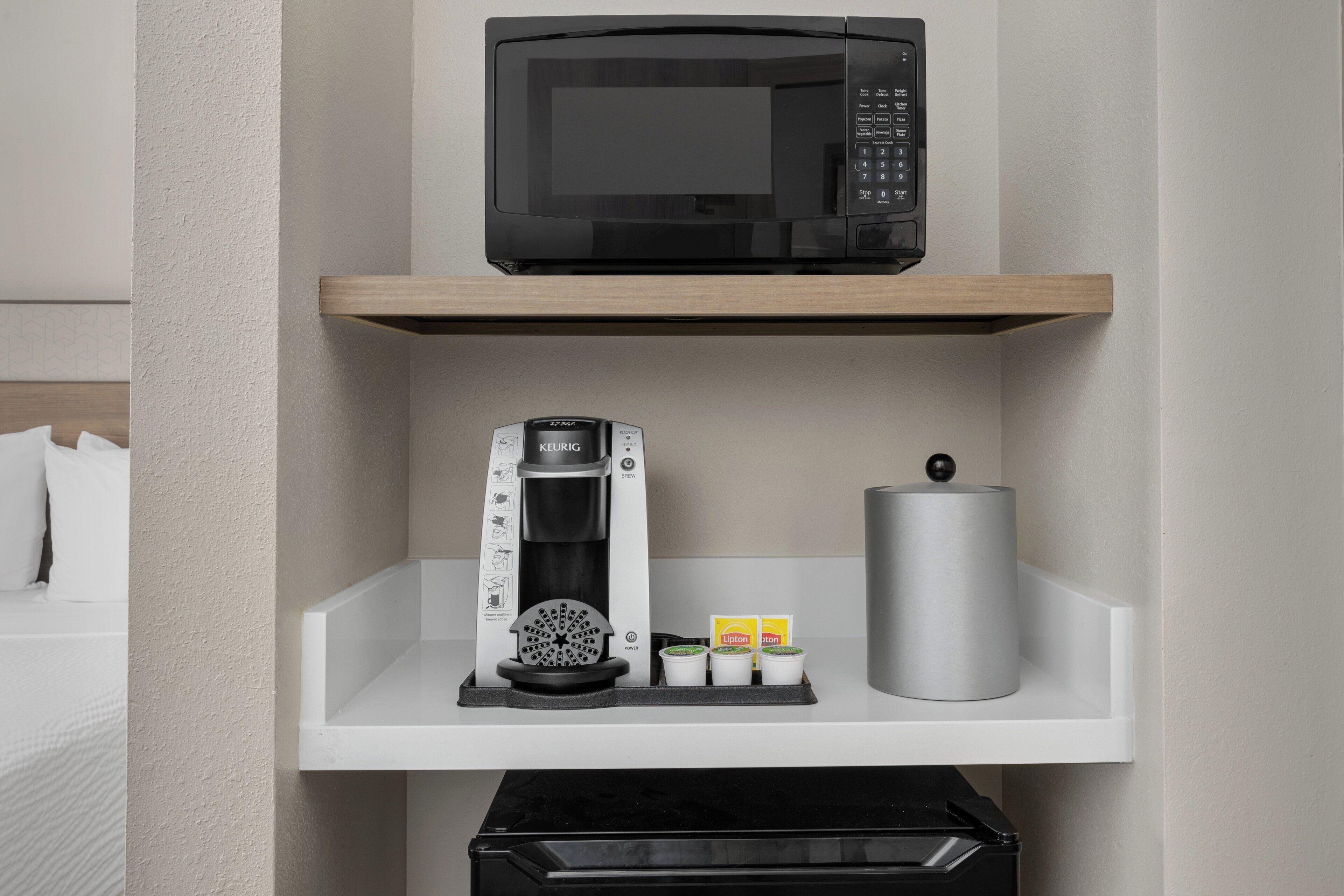 desk, iron/ironing board, free cots/infant beds, rollaway beds