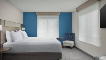 Standard Room, 1 King Bed | Desk, iron/ironing board, free cribs/infant beds, rollaway beds