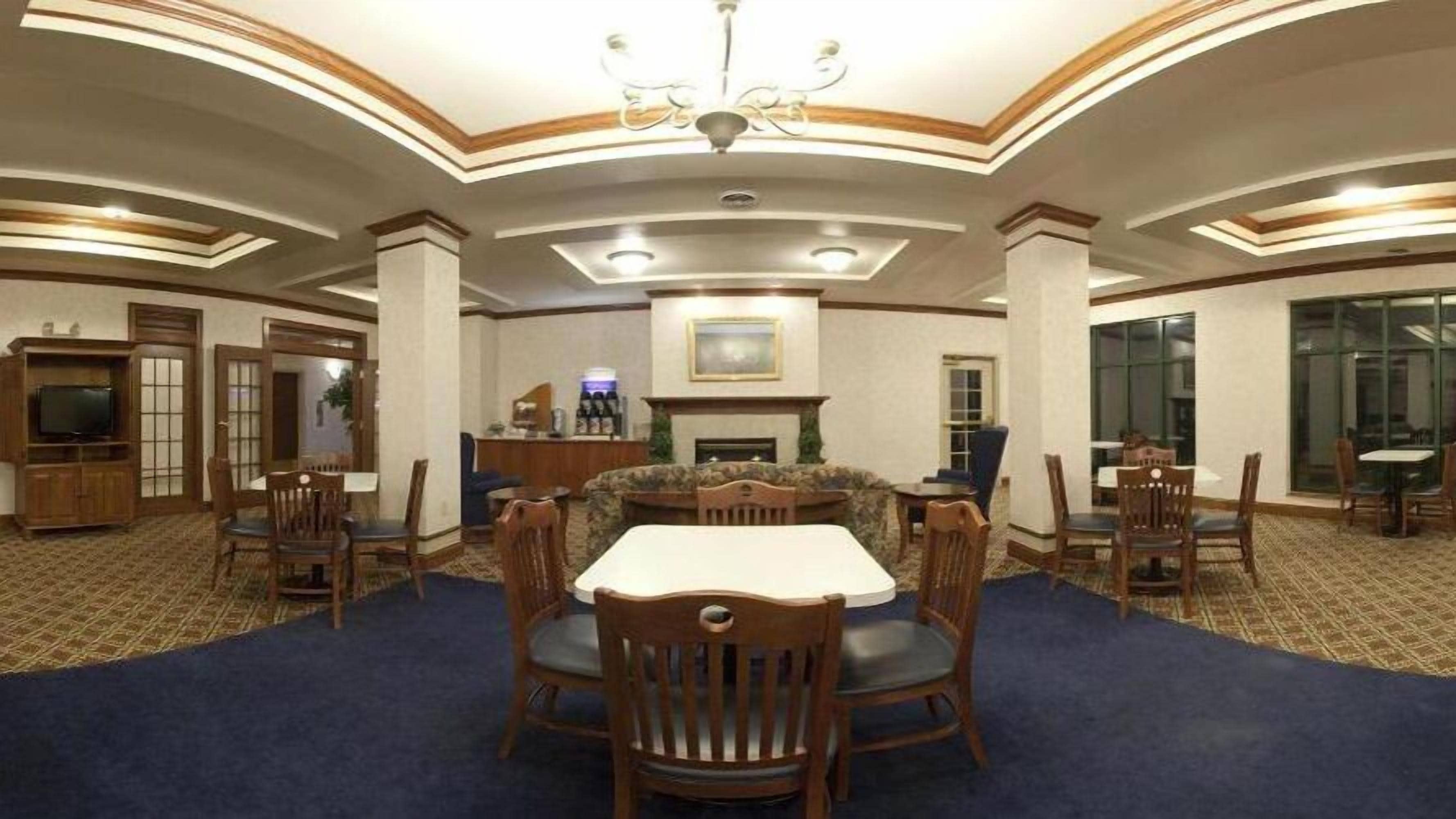 10 Best Hotels In And Near Fort Atkinson, Wisconsin Updated 2024 Trip101