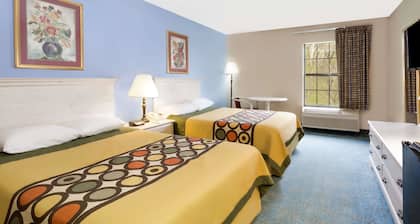 Super 8 by Wyndham Freeport