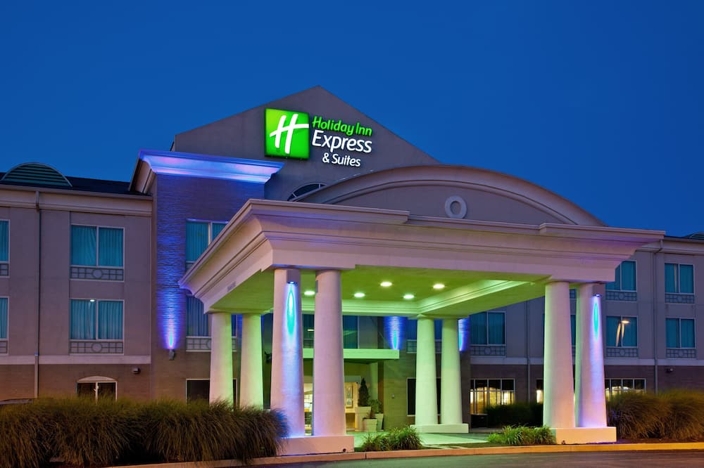 Holiday Inn Express Hotel & Suites Greenwood by IHG