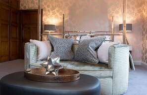 Luxury Suite, Garden View