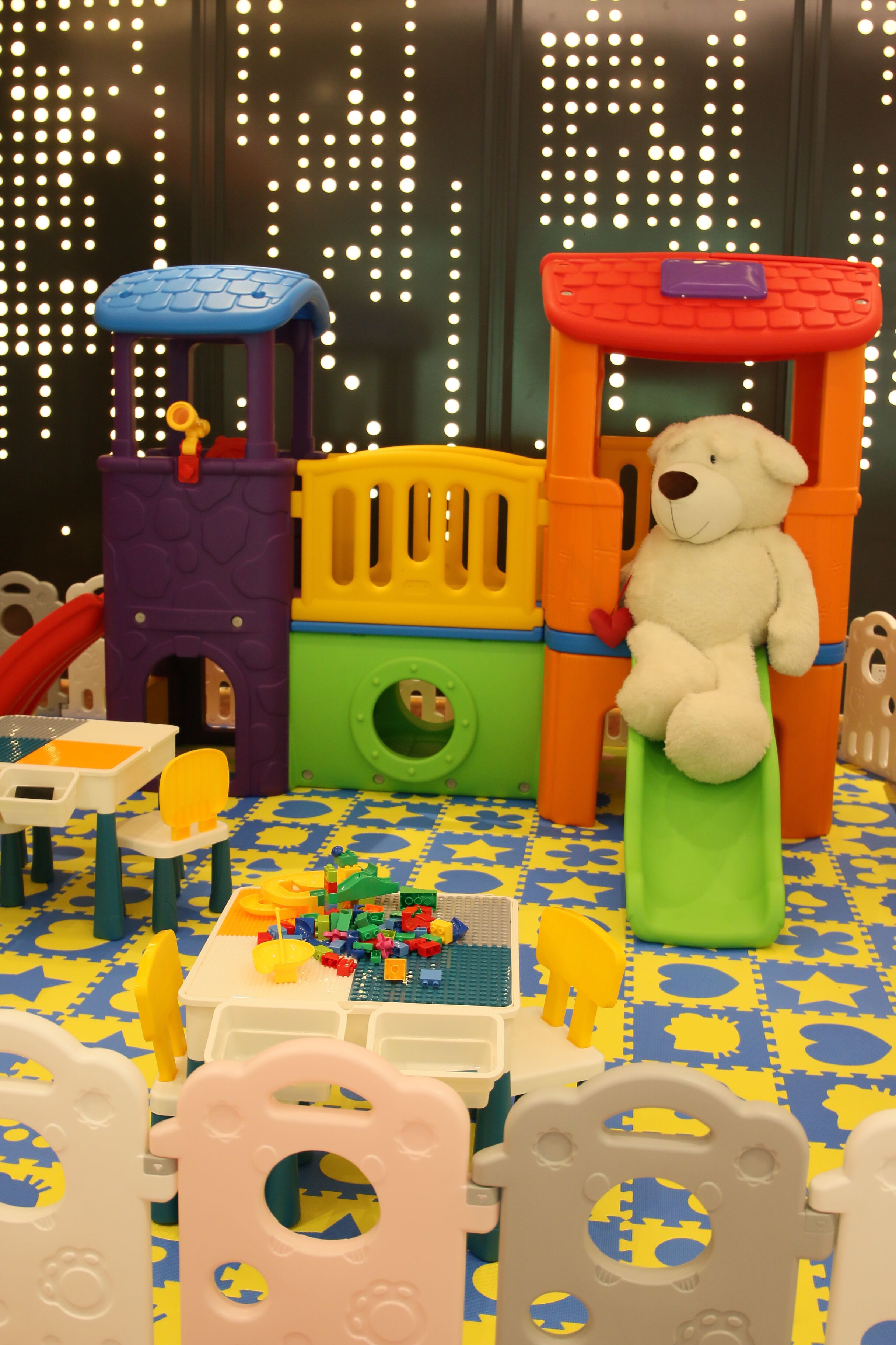children’s play area – indoor