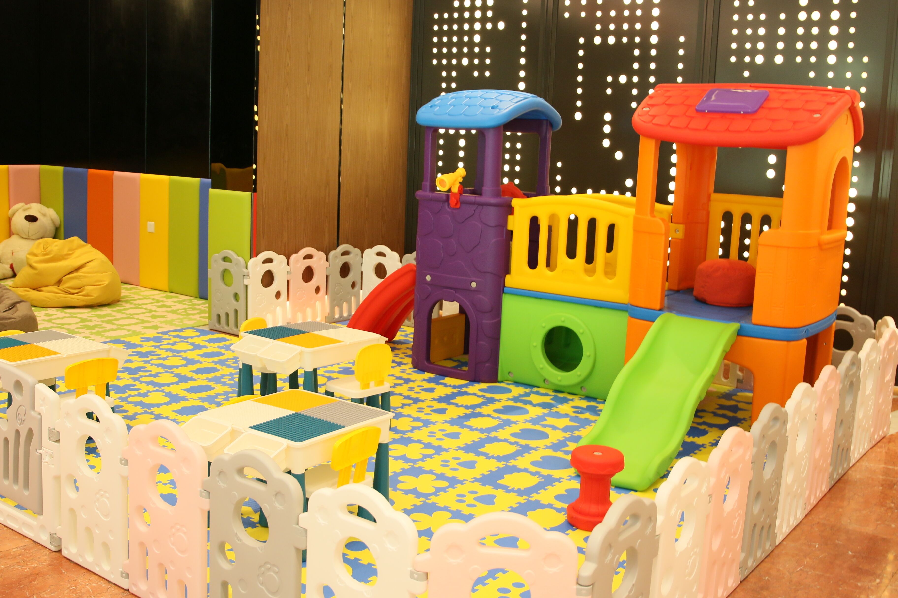 children’s play area – indoor