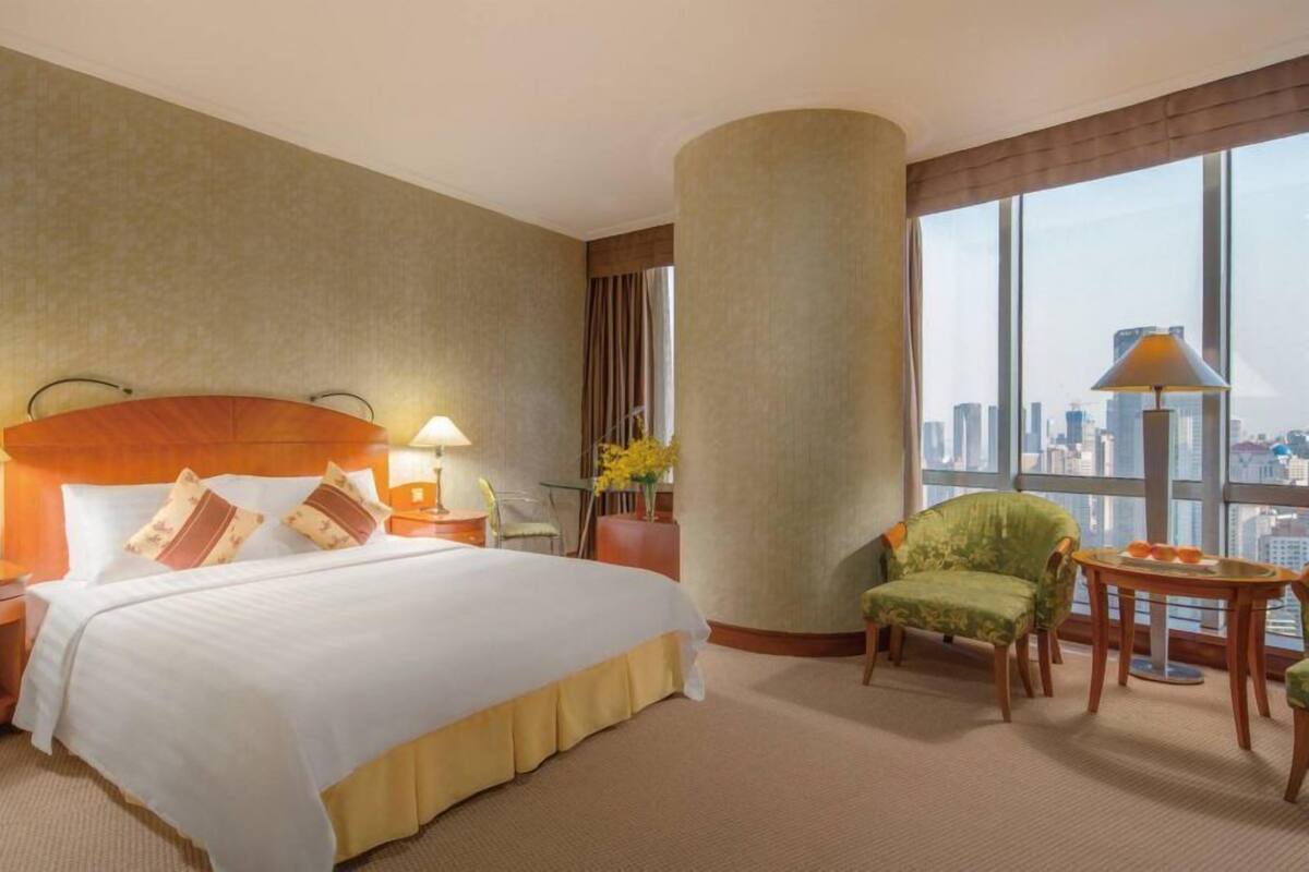 Premium bedding, down comforters, pillowtop beds, in-room safe