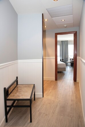 1 habitación, ropa de cama de alta calidad y minibar 