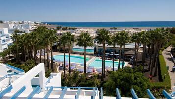 Outdoor pool, pool umbrellas, pool loungers