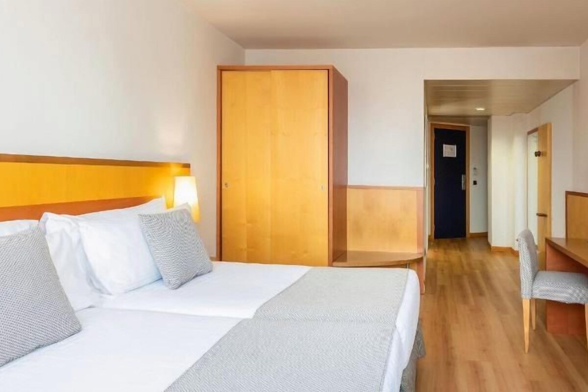 Down duvets, minibar, in-room safe, desk