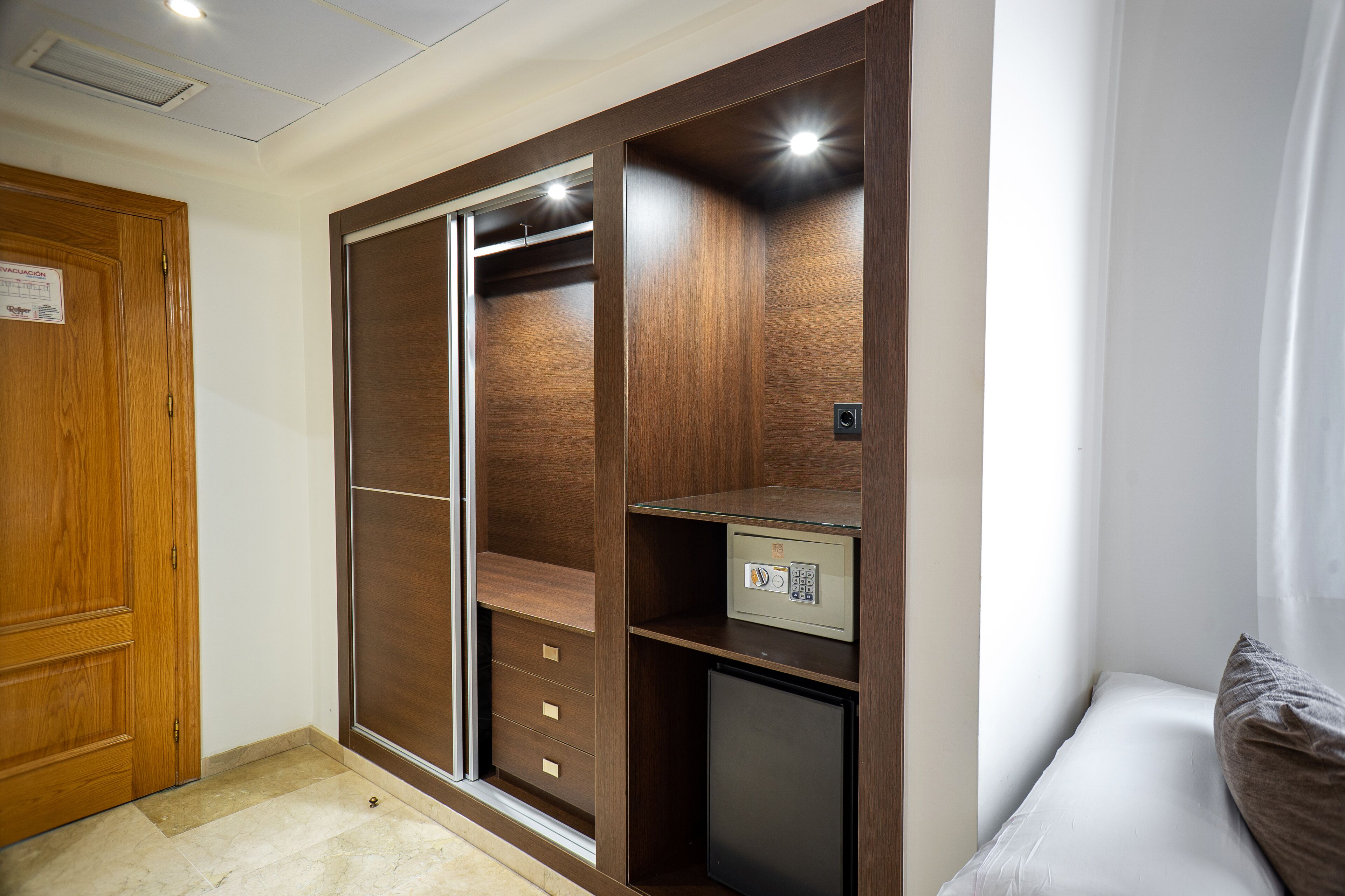 double room | wardrobe