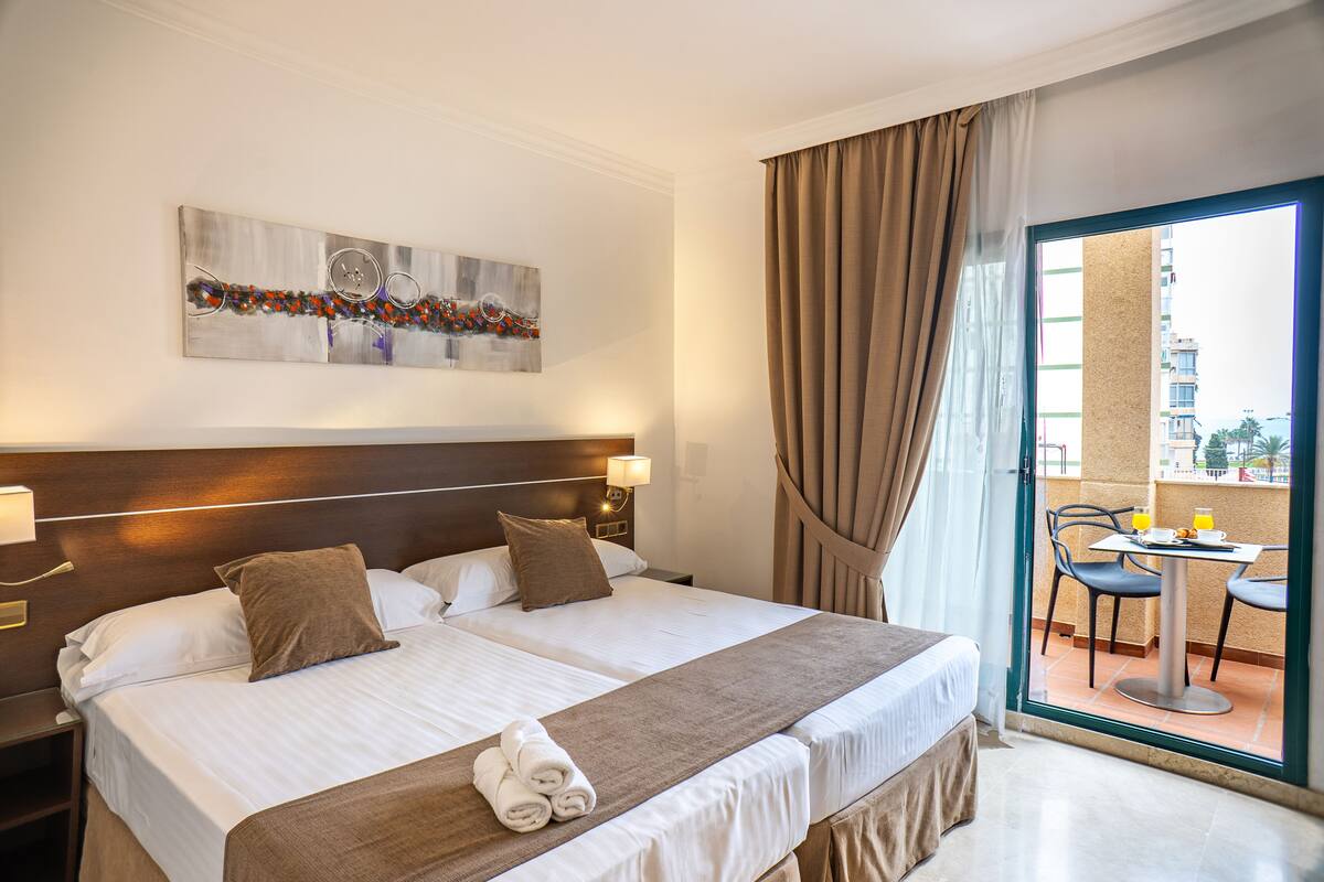 In-room safe, desk, laptop workspace, free WiFi