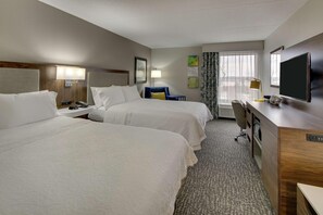 Pillow-top beds, in-room safe, desk, laptop workspace - Hampton Inn Indianapolis/Carmel (Carmel)