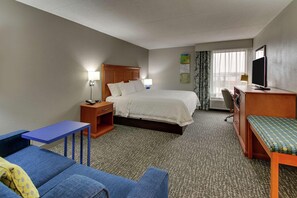 Pillowtop beds, in-room safe, desk, laptop workspace