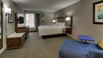 Pillowtop beds, in-room safe, desk, laptop workspace